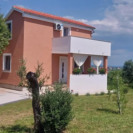 Nora Holiday home *